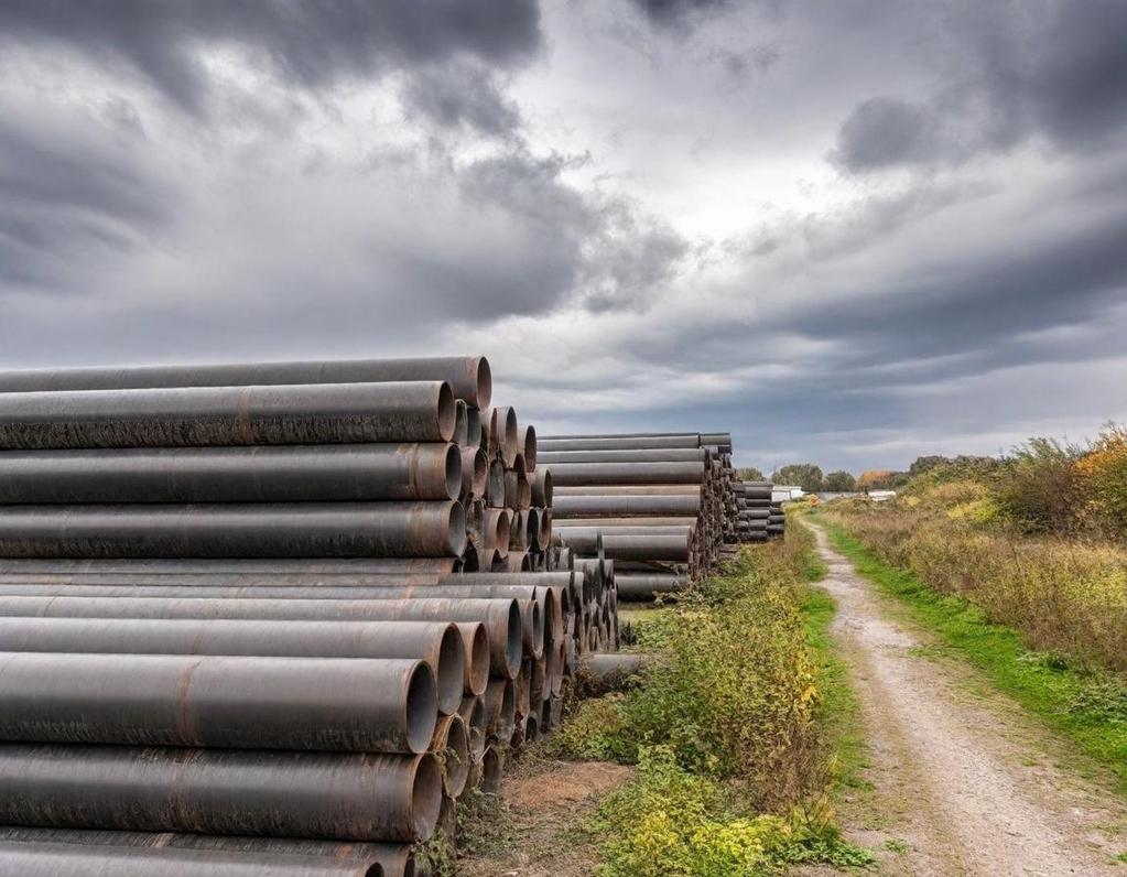 Large diameter DSAW pipe in yard